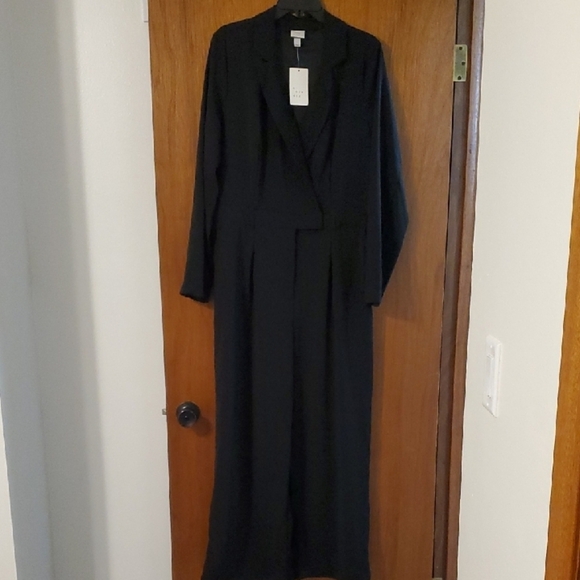 A NEW DAY Black Wrap  Jumpsuit Size Large - Picture 2 of 12